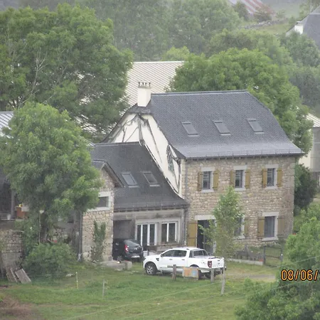 A La Ferme Au Coeur De L'aubrac