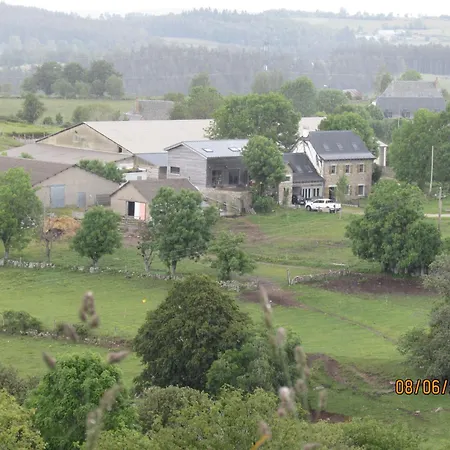 בית כפרי A La Ferme Au Coeur De L'aubrac