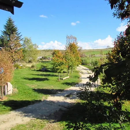 A La Ferme Au Coeur De L'aubrac La Trinitat