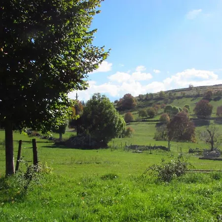 בית כפרי A La Ferme Au Coeur De L'aubrac *